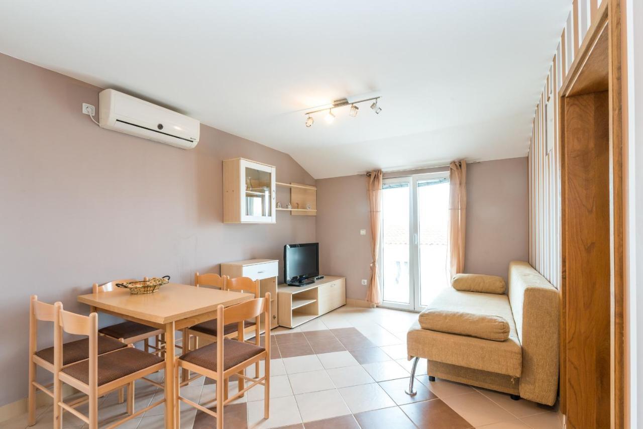 Apartments Mahnet Вир Номер фото